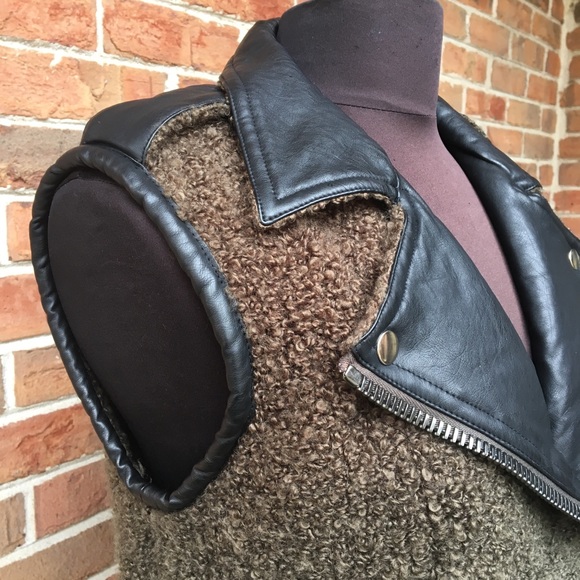 Hôtel Particulier Knit Vest /Faux Leather Trim - Picture 2 of 8